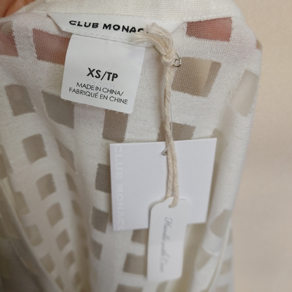 Club Monaco Marlana window pane sheer tee size XS - Picture 9 of 10
